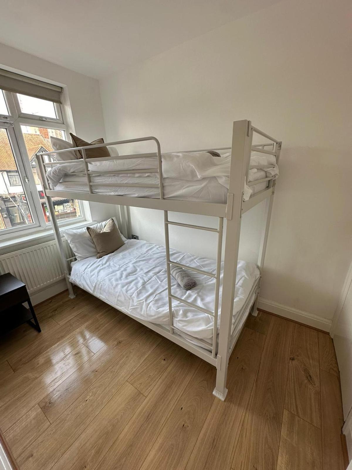 Central & Cozy 3Br Apt - High Chair - Free Parking Лондон Екстер'єр фото