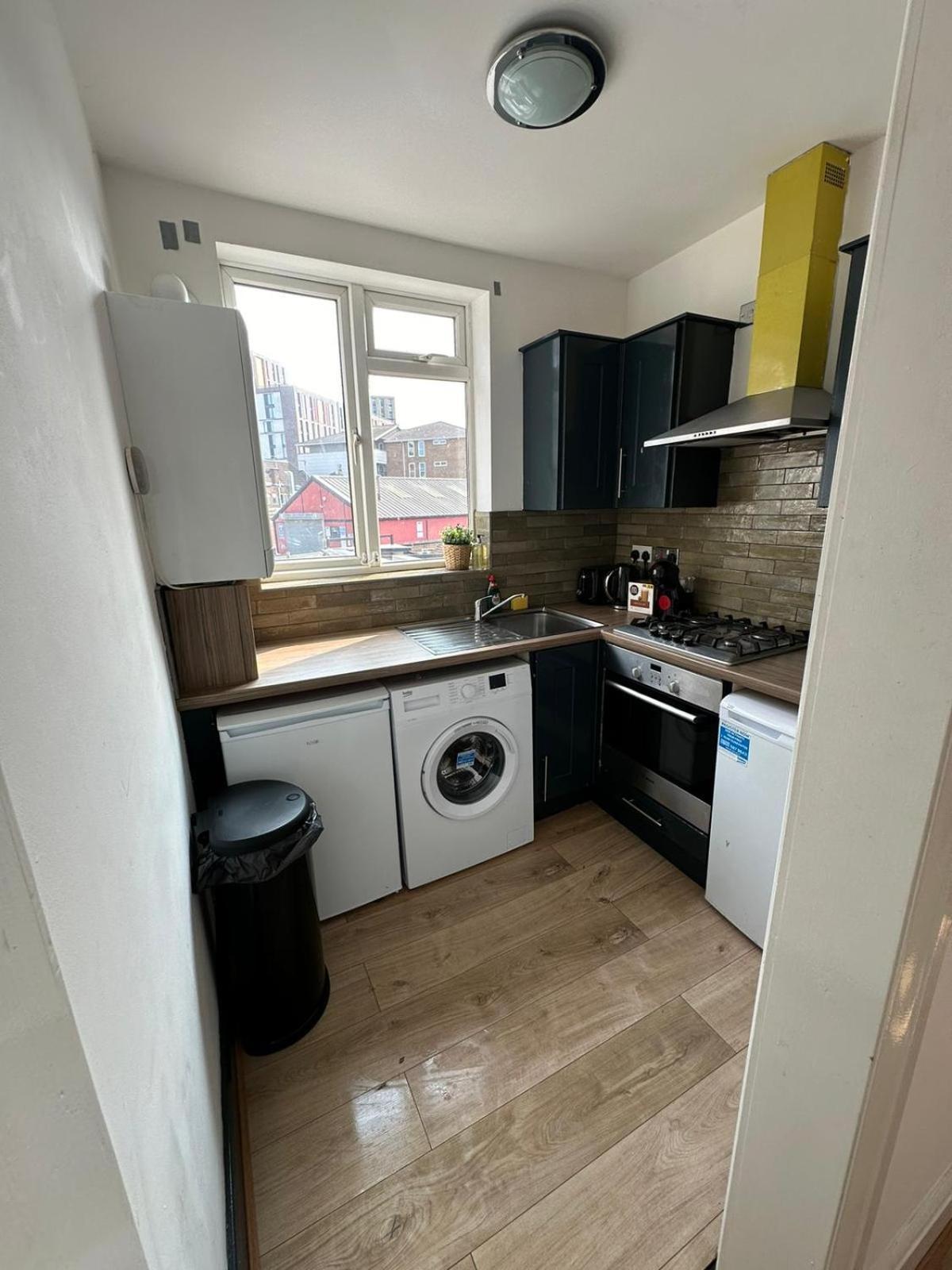 Central & Cozy 3Br Apt - High Chair - Free Parking Лондон Екстер'єр фото